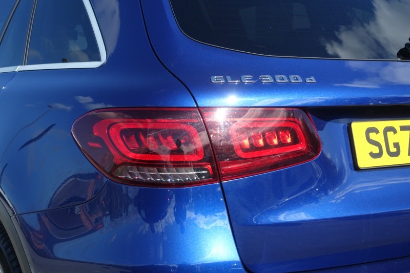 2020 (70) MERCEDES-BENZ GLC 300d 4Matic AMG Line Premium Pls 5dr 9G-Tronic 5340567