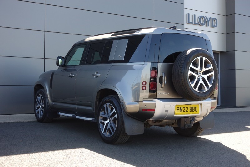 2022 (22) LAND ROVER DEFENDER 3.0 D250 XS Edition 110 5dr Auto 1