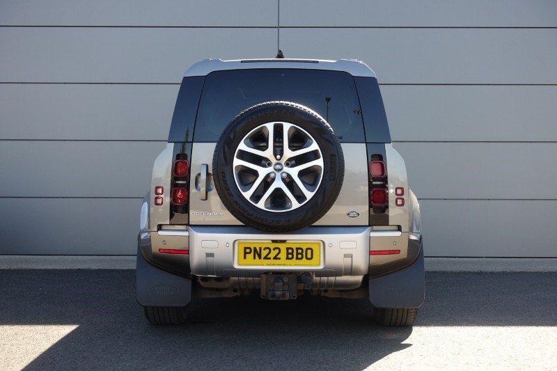 2022 (22) LAND ROVER DEFENDER 3.0 D250 XS Edition 110 5dr Auto 5350762
