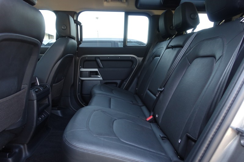2022 (22) LAND ROVER DEFENDER 3.0 D250 XS Edition 110 5dr Auto 5350760