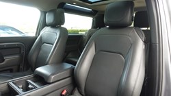 2022 (72) LAND ROVER DEFENDER 3.0 D250 HSE 90 3dr Auto 5571257