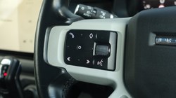 2022 (72) LAND ROVER DEFENDER 3.0 D250 HSE 90 3dr Auto 5571233