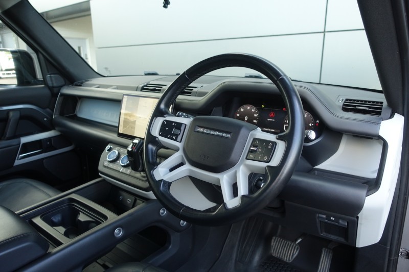 2022 (72) LAND ROVER DEFENDER 3.0 D250 HSE 90 3dr Auto 5571244