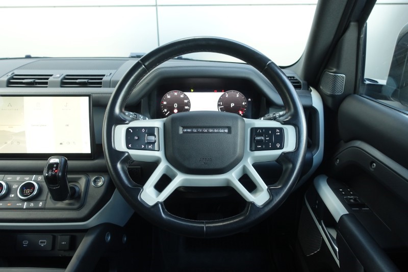 2022 (72) LAND ROVER DEFENDER 3.0 D250 HSE 90 3dr Auto 5571203