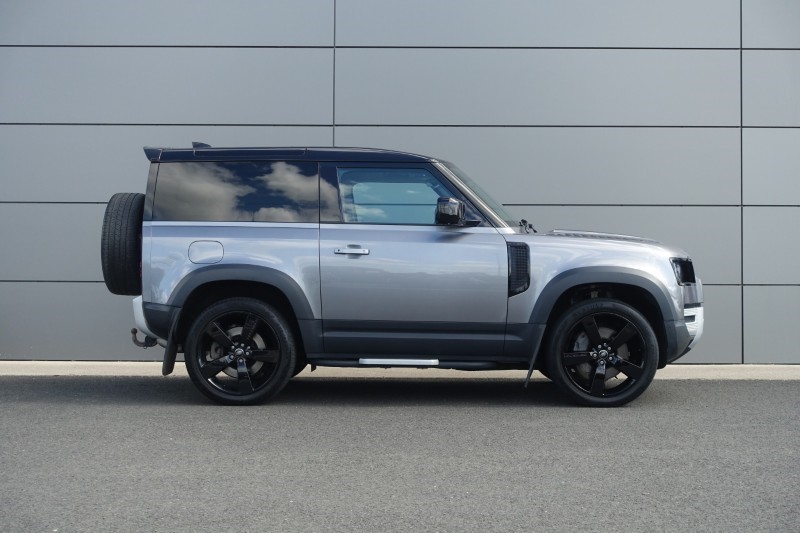 2022 (72) LAND ROVER DEFENDER 3.0 D250 HSE 90 3dr Auto 5571193