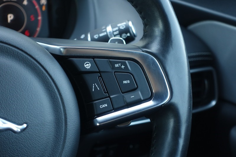 2019 (68) JAGUAR F-PACE 2.0d [240] R-Sport 5dr Auto AWD 5355076