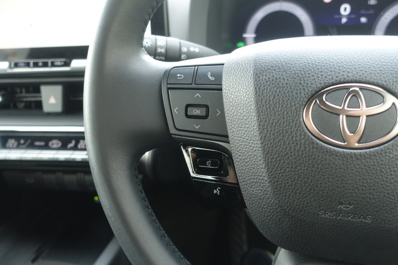 2024 (24) TOYOTA C-HR 1.8 Hybrid Design 5dr CVT 5377377