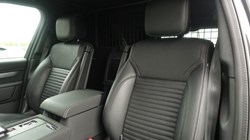 2023 (23) LAND ROVER COMMERCIAL DISCOVERY 3.0 D300 R-Dynamic SE Commercial Auto 5413335