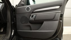 2023 (23) LAND ROVER COMMERCIAL DISCOVERY 3.0 D300 R-Dynamic SE Commercial Auto 5413386