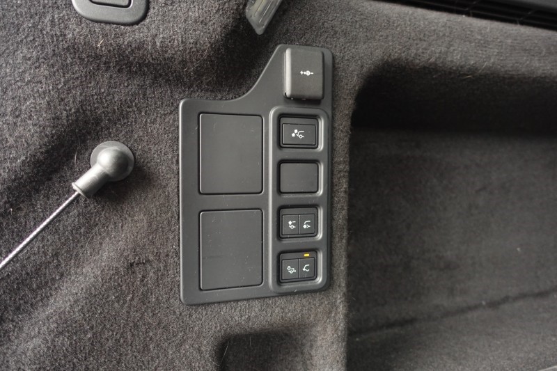 2023 (23) LAND ROVER COMMERCIAL DISCOVERY 3.0 D300 R-Dynamic SE Commercial Auto 5413364