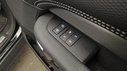 2023 (23) LAND ROVER COMMERCIAL DISCOVERY 3.0 D300 R-Dynamic SE Commercial Auto 5413388