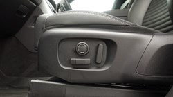 2023 (23) LAND ROVER COMMERCIAL DISCOVERY 3.0 D300 R-Dynamic SE Commercial Auto 5413367