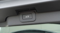 2023 (23) LAND ROVER COMMERCIAL DISCOVERY 3.0 D300 R-Dynamic SE Commercial Auto 5413363
