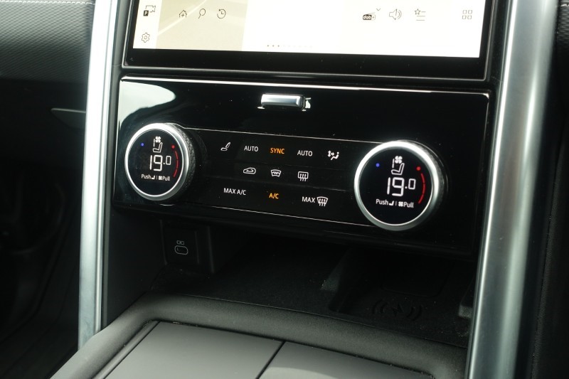 2023 (23) LAND ROVER COMMERCIAL DISCOVERY 3.0 D300 R-Dynamic SE Commercial Auto 5413381