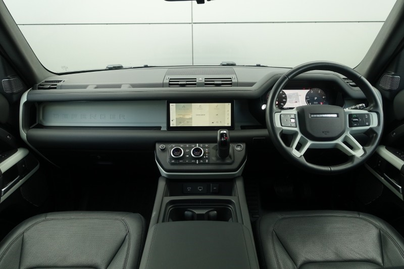 2024 (24) LAND ROVER DEFENDER 3.0 D250 XS Edition 110 5dr Auto 5388592