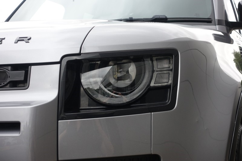 2023 (23) LAND ROVER DEFENDER 3.0 D250 X-Dynamic HSE 110 5dr Auto [7 Seat] 5635722