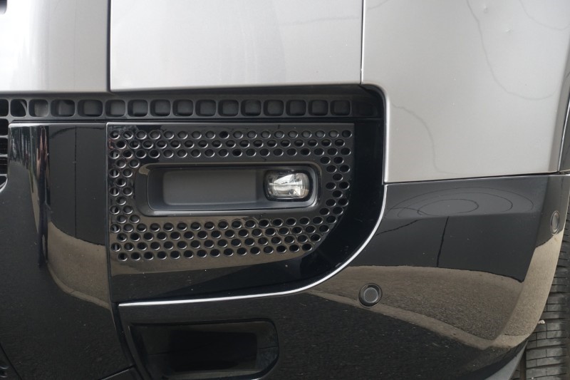 2023 (23) LAND ROVER DEFENDER 3.0 D250 X-Dynamic HSE 110 5dr Auto [7 Seat] 5635723