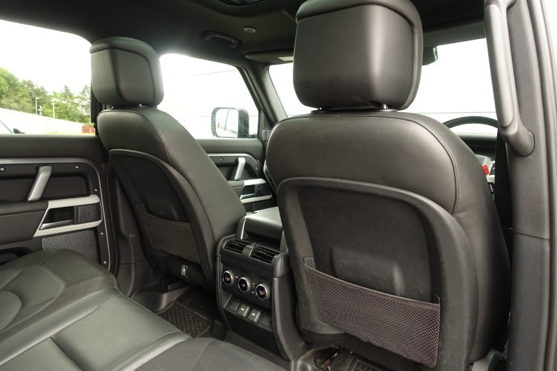 2023 (23) LAND ROVER DEFENDER 3.0 D250 X-Dynamic HSE 110 5dr Auto [7 Seat] 5635747