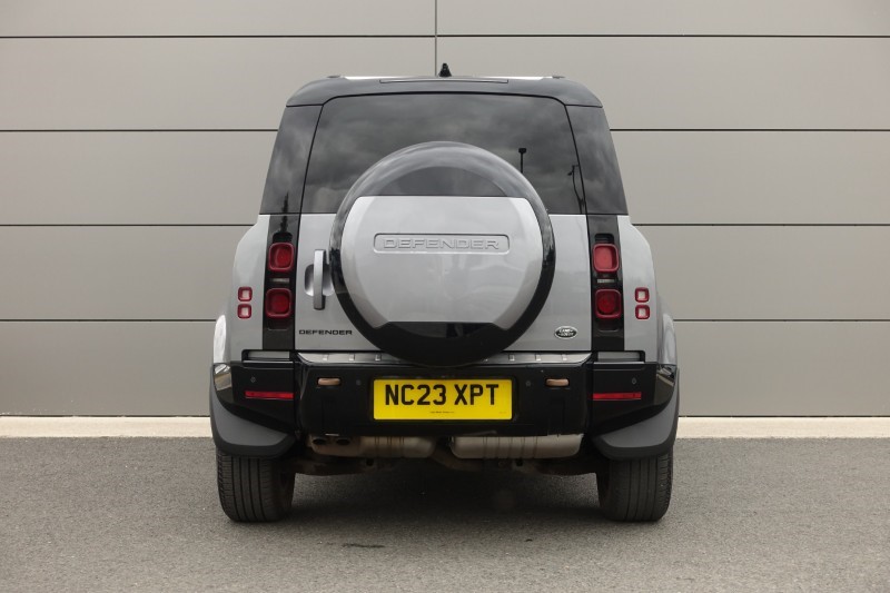 2023 (23) LAND ROVER DEFENDER 3.0 D250 X-Dynamic HSE 110 5dr Auto [7 Seat] 5635694