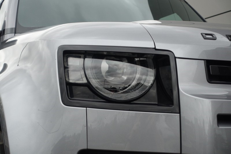 2023 (23) LAND ROVER DEFENDER 3.0 D250 X-Dynamic HSE 110 5dr Auto [7 Seat] 5635705
