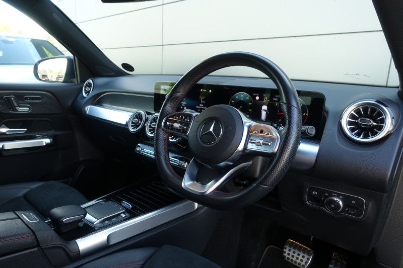 2022 (22) MERCEDES-BENZ GLB 220d 4Matic AMG Line Prem Plus 5dr 8G-Tronic 5396051