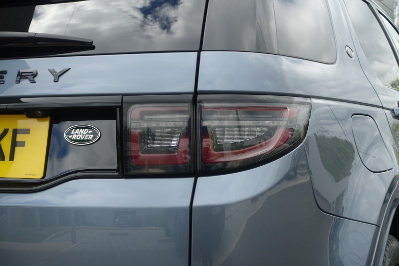 2023 (23) LAND ROVER DISCOVERY SPORT 2.0 D200 R-Dynamic HSE 5dr Auto 5390198