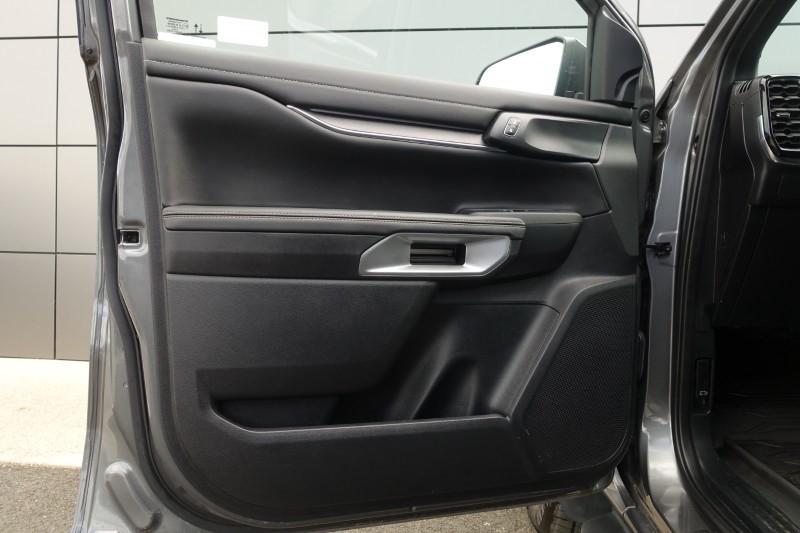 2023 (23) FORD COMMERCIAL RANGER Pick Up D/Cab Platinum 3.0 EcoBlue V6 240 Auto 5372175