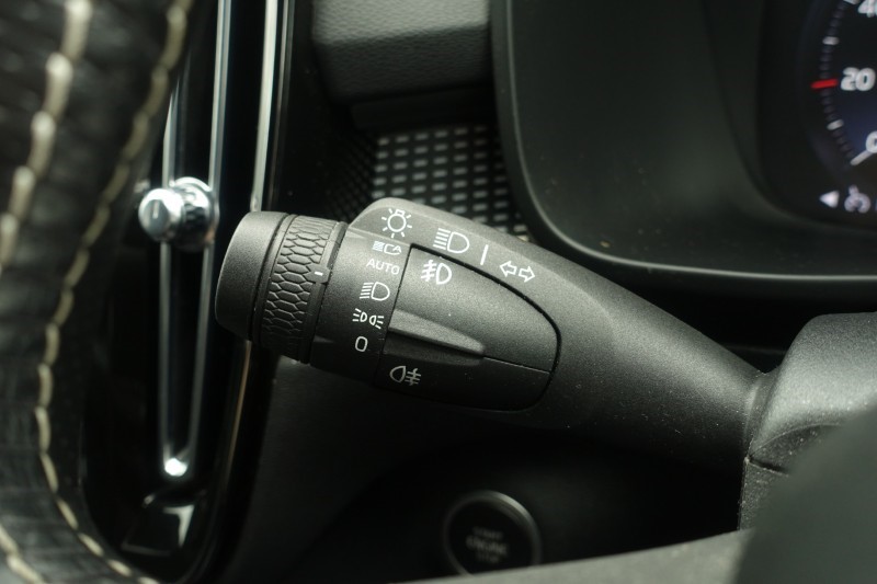 2021 (21) VOLVO XC40 1.5 T5 Recharge PHEV R DESIGN 5dr Auto 5433753