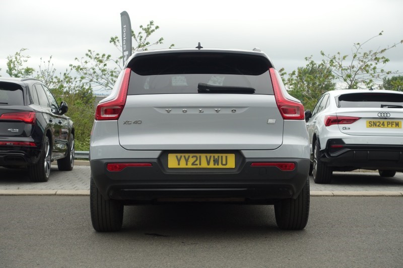 2021 (21) VOLVO XC40 1.5 T5 Recharge PHEV R DESIGN 5dr Auto 5433722