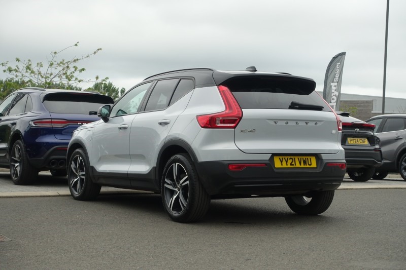 2021 (21) VOLVO XC40 1.5 T5 Recharge PHEV R DESIGN 5dr Auto 5433718