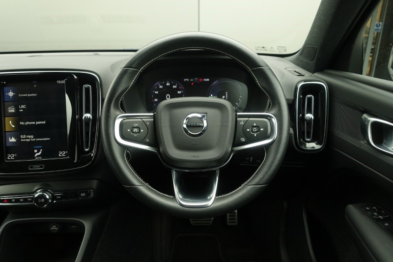 2021 (21) VOLVO XC40 1.5 T5 Recharge PHEV R DESIGN 5dr Auto 5433731