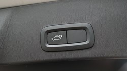 2021 (21) VOLVO XC40 1.5 T5 Recharge PHEV R DESIGN 5dr Auto 5433736