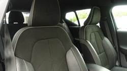 2021 (21) VOLVO XC40 1.5 T5 Recharge PHEV R DESIGN 5dr Auto 5433764