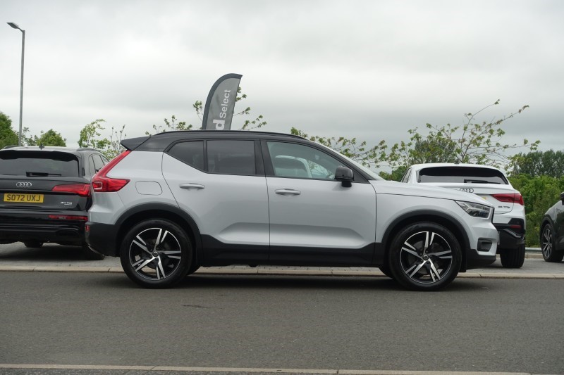 2021 (21) VOLVO XC40 1.5 T5 Recharge PHEV R DESIGN 5dr Auto 5433721