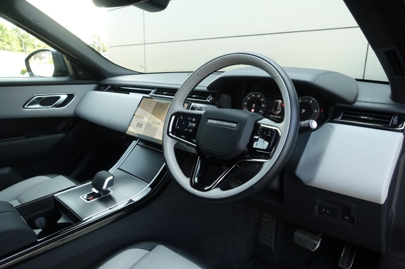 2026 (75) LAND ROVER RANGE ROVER VELAR 2.0 D200 MHEV Dynamic SE 5dr Auto 5633932