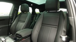 2025 (75) LAND ROVER RANGE ROVER EVOQUE 2.0 D200 Dynamic SE 5dr Auto 5402416