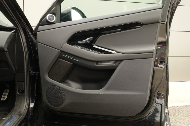 2025 (75) LAND ROVER RANGE ROVER EVOQUE 2.0 D200 Dynamic SE 5dr Auto 5402402