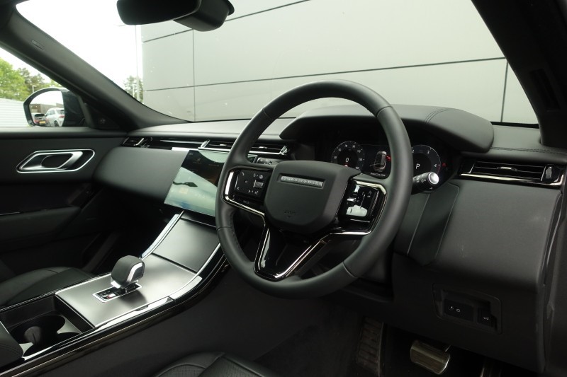 2025 (75) LAND ROVER RANGE ROVER VELAR 2.0 D200 MHEV Dynamic SE 5dr Auto 5417795