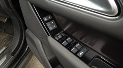 2025 (75) LAND ROVER RANGE ROVER VELAR 2.0 D200 MHEV Dynamic SE 5dr Auto 5417801