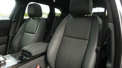 2025 (75) LAND ROVER RANGE ROVER VELAR 2.0 D200 MHEV Dynamic SE 5dr Auto 5417811