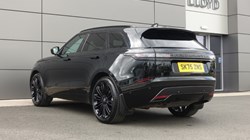 2025 (75) LAND ROVER RANGE ROVER VELAR 2.0 D200 MHEV Dynamic SE 5dr Auto 5417751