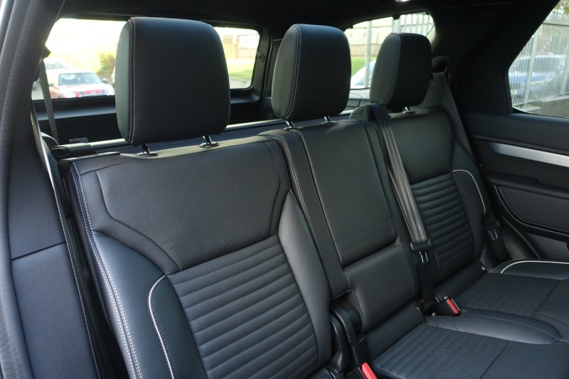 2023 (23) LAND ROVER DISCOVERY 3.0 D300 R-Dynamic HSE 5dr Auto 5482255