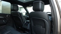 2023 (23) LAND ROVER DISCOVERY 3.0 D300 R-Dynamic HSE 5dr Auto 5482254