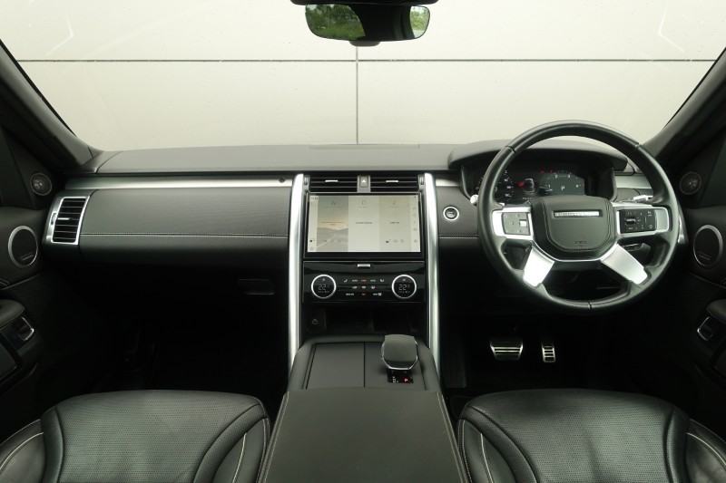2023 (23) LAND ROVER DISCOVERY 3.0 D300 R-Dynamic HSE 5dr Auto 5482206