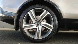 2023 (23) LAND ROVER DISCOVERY 3.0 D300 R-Dynamic HSE 5dr Auto 5482222