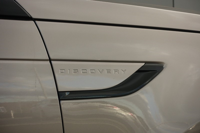 2023 (23) LAND ROVER DISCOVERY 3.0 D300 R-Dynamic HSE 5dr Auto 5482217