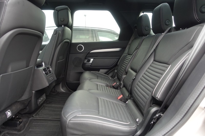 2023 (23) LAND ROVER DISCOVERY 3.0 D300 R-Dynamic HSE 5dr Auto 5482201