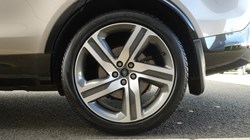 2023 (23) LAND ROVER DISCOVERY 3.0 D300 R-Dynamic HSE 5dr Auto 5482227