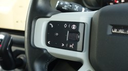2024 (24) LAND ROVER DEFENDER 3.0 D250 X-Dynamic HSE 90 3dr Auto 5490954