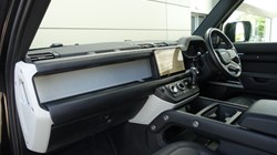 2024 (24) LAND ROVER DEFENDER 3.0 D250 X-Dynamic HSE 90 3dr Auto 5490970